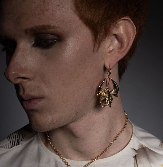 "Heart-bat" earring in silver-plated brass